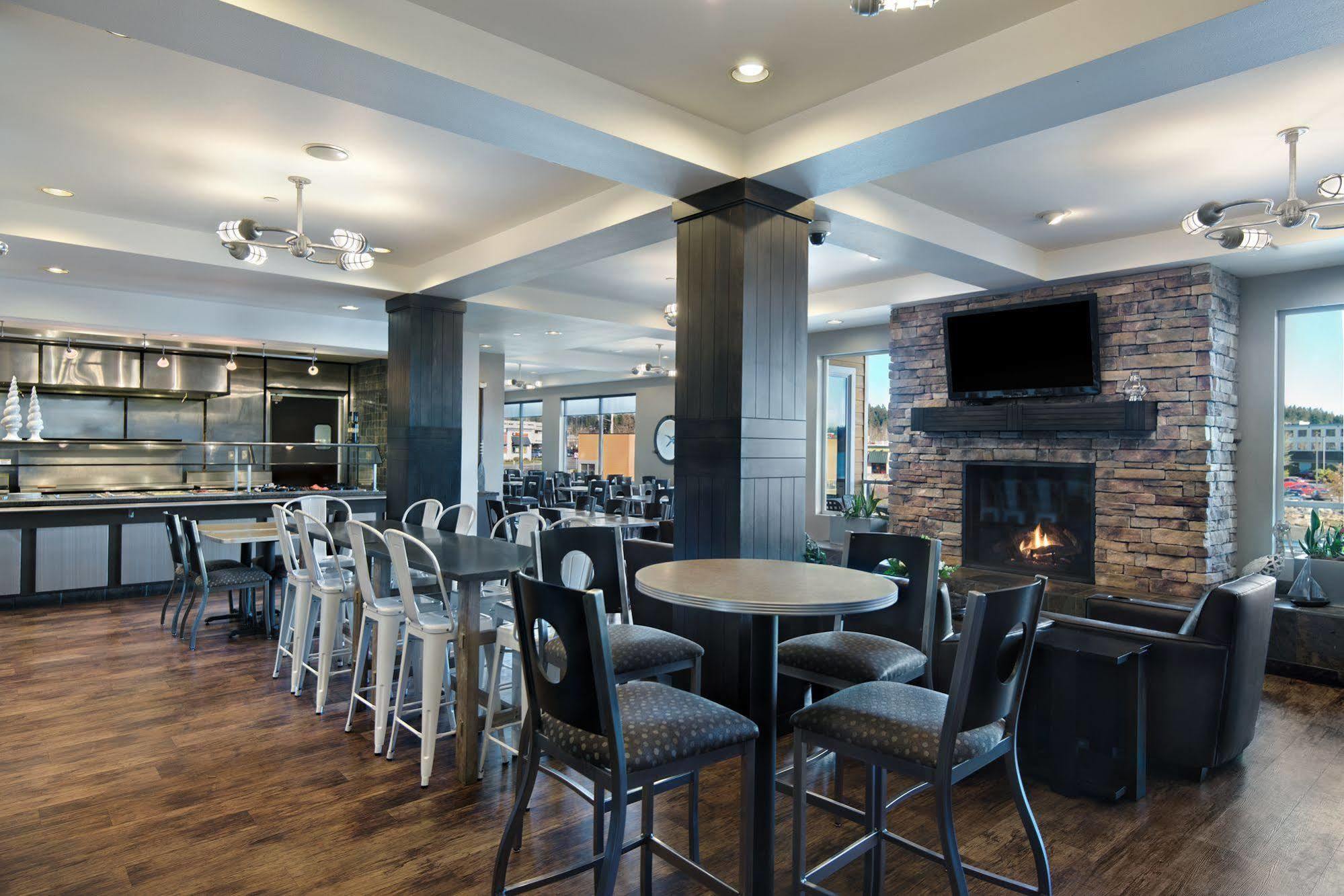 Oxford Suites Silverdale Kültér fotó