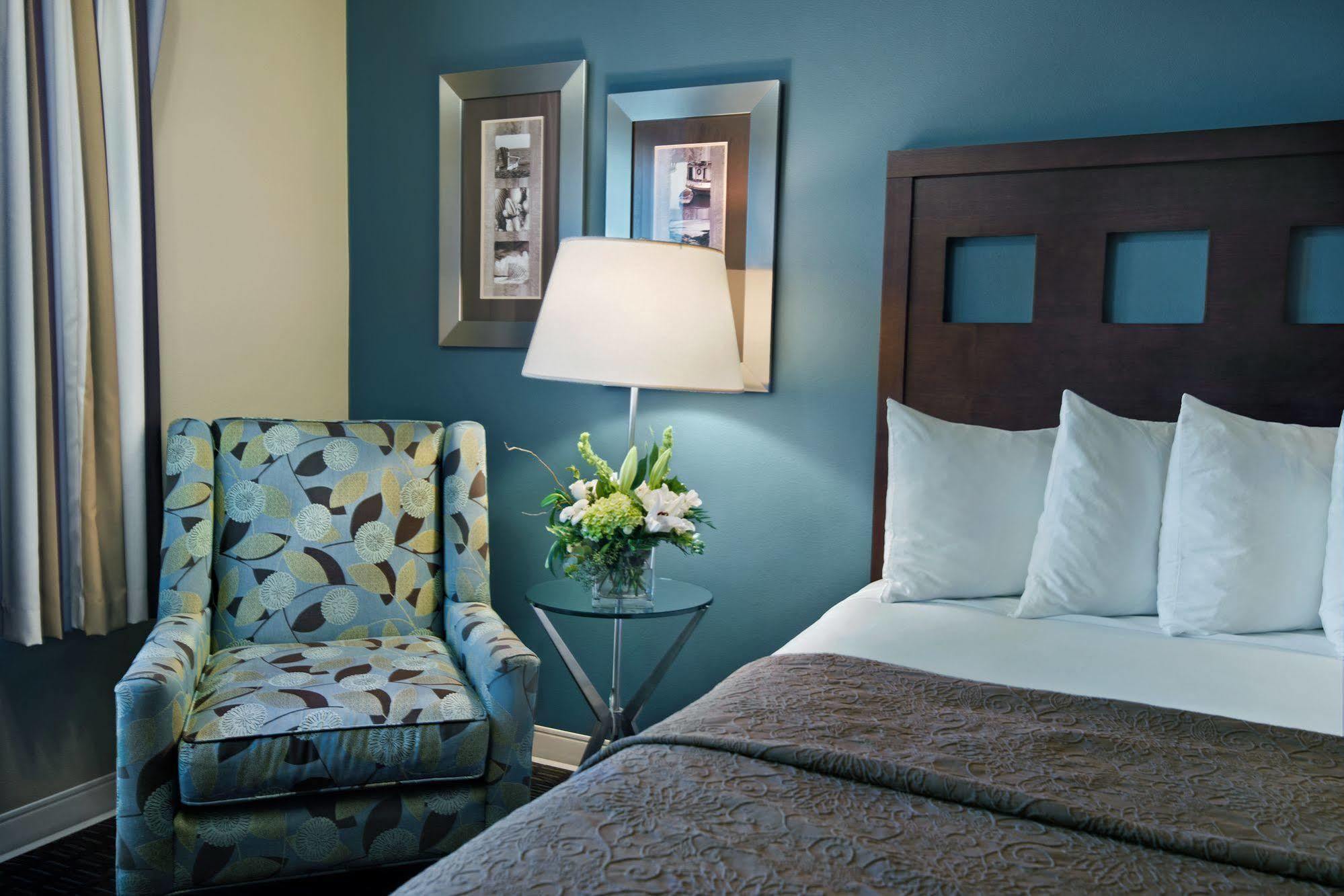 Oxford Suites Silverdale Kültér fotó