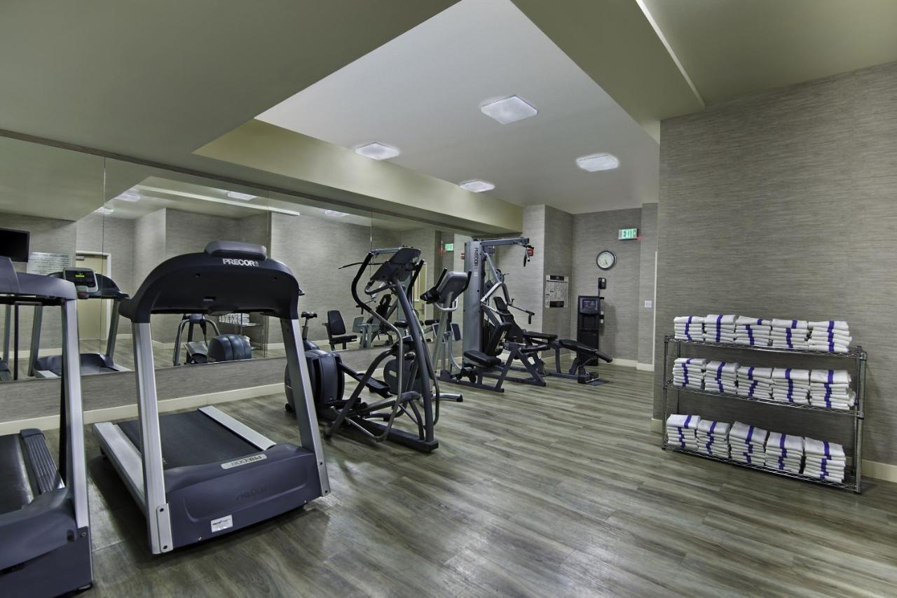 Oxford Suites Silverdale Kültér fotó